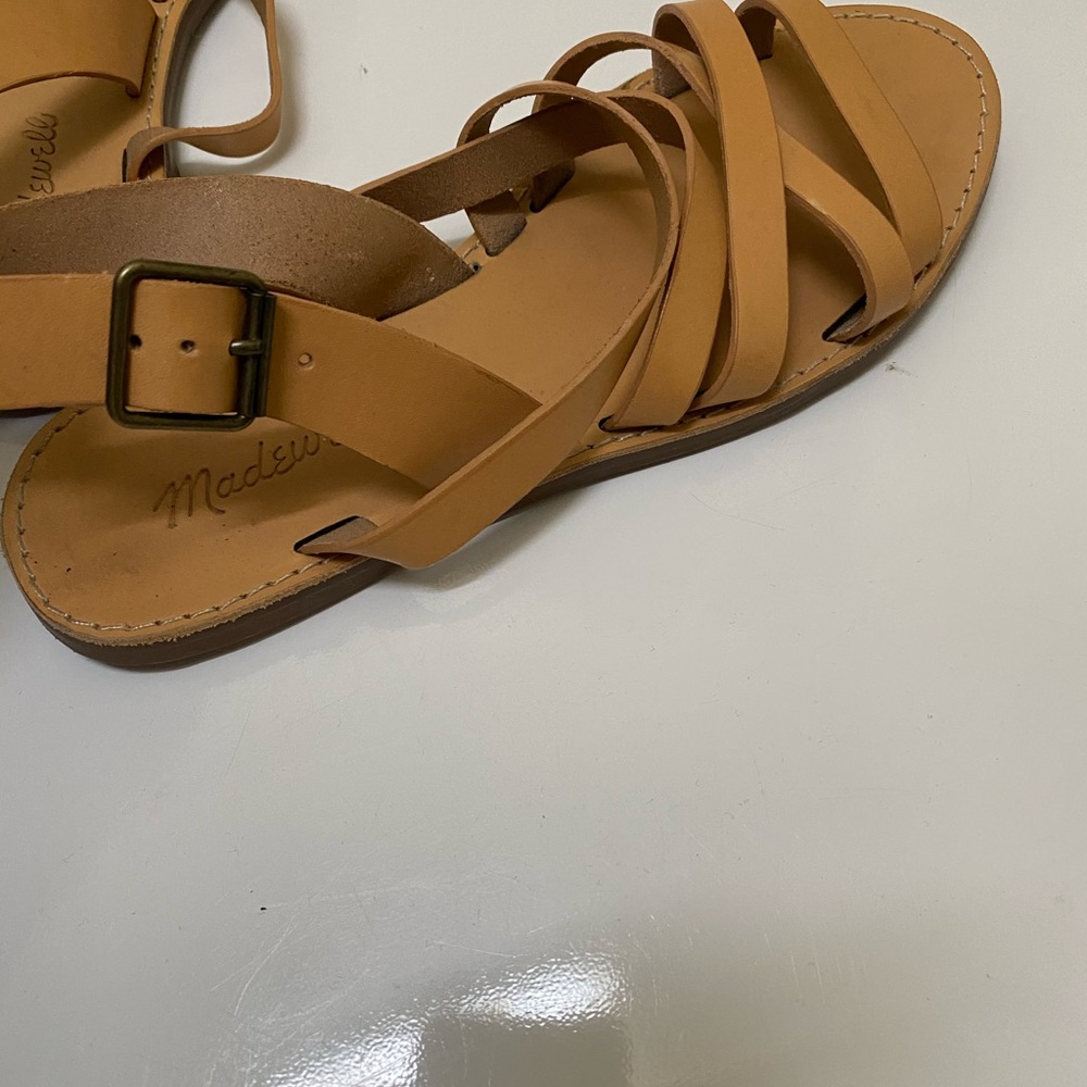 Sandals - Picture 4 of 5